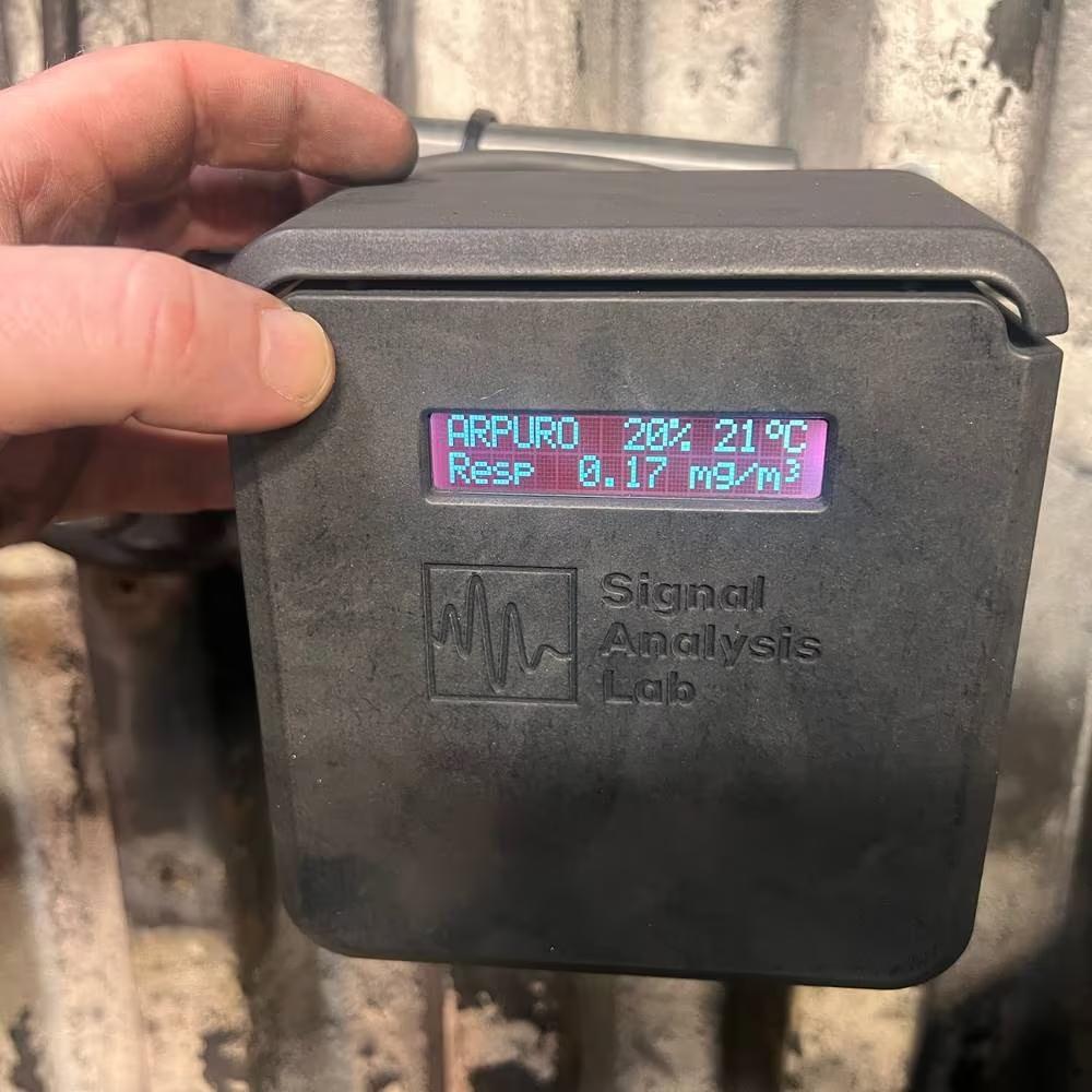 Photo of the Arpuro PM01V00LTE Indoor Industrial dust monitor